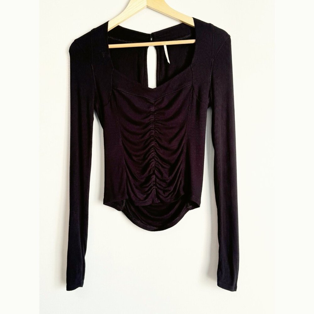Free People Women’s Ruched Front Long Sleeve Top Sz Small Black Sultry Romantic